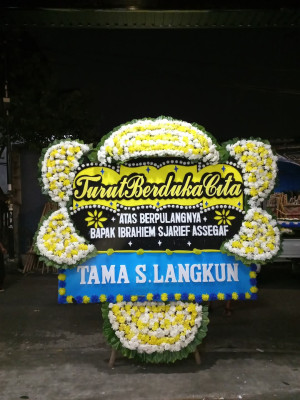 Papan Bunga Duka di Lepo Lepo
